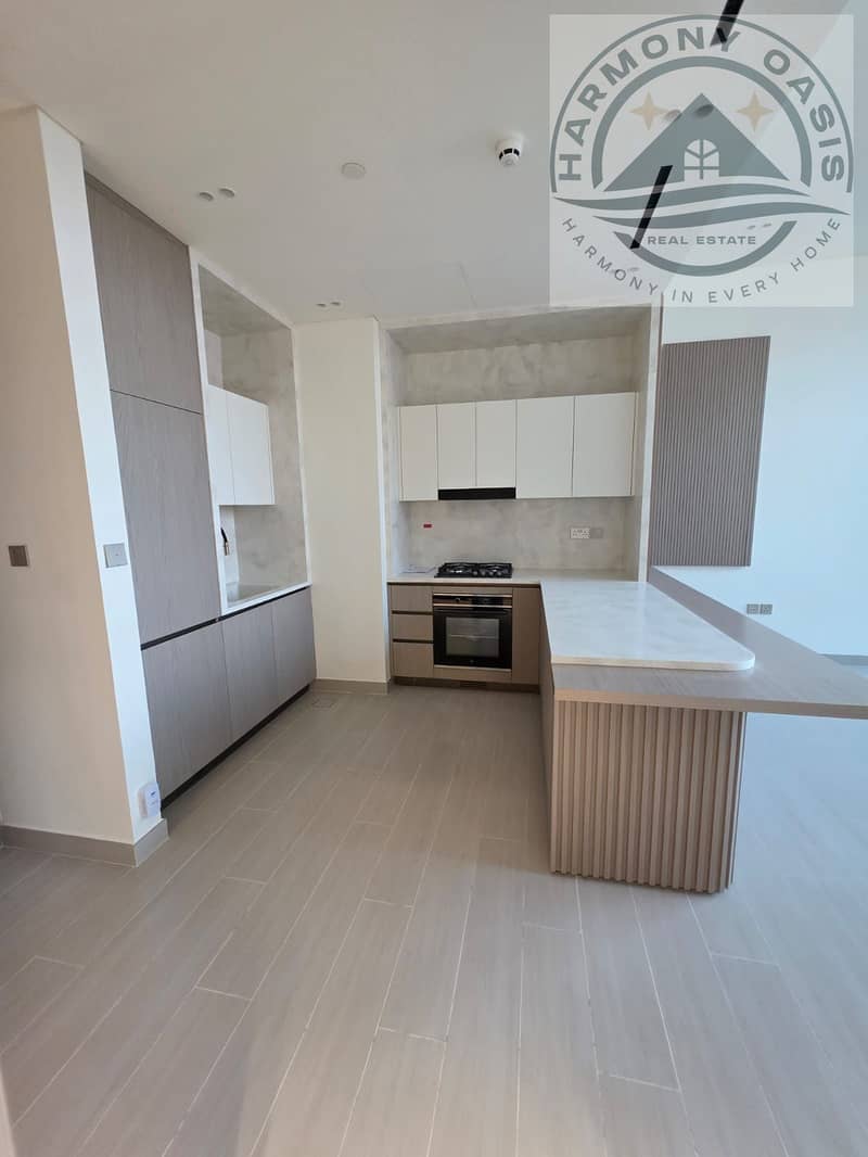 PRIME LOCATION | BRAND NEW | PRIVATE POOL