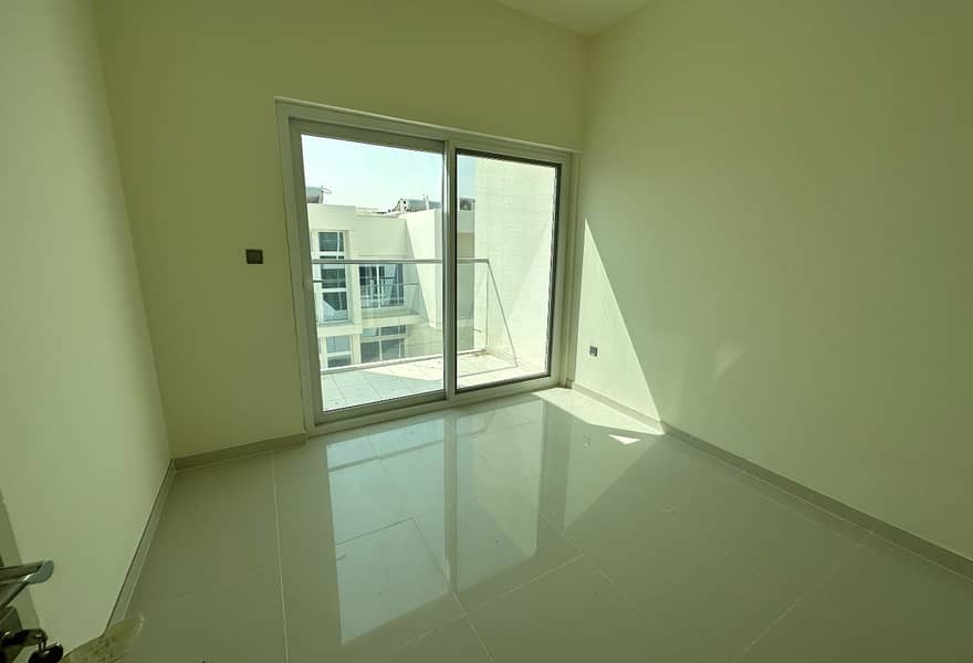 Large BUA | Negotiable | Maid Room | Vacant - Image 6