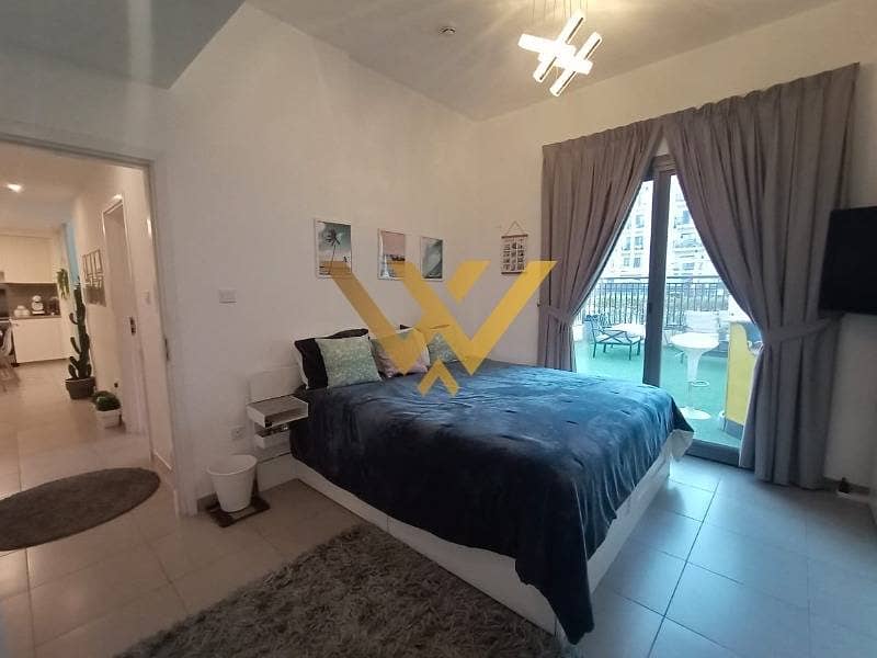 Modern Podium Unit | Garden & Pool View