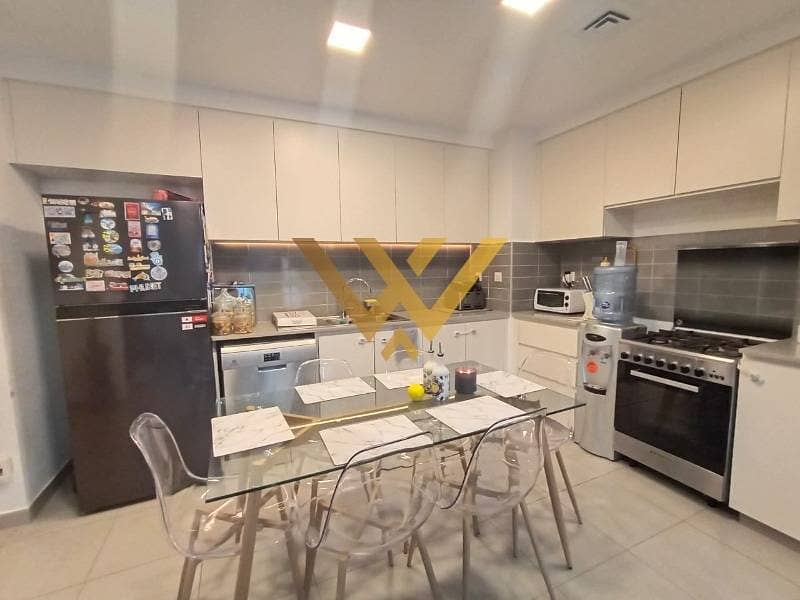 Modern Podium Unit | Garden & Pool View - Image 8