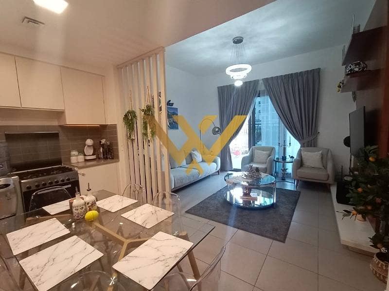 Modern Podium Unit | Garden & Pool View - Image 17