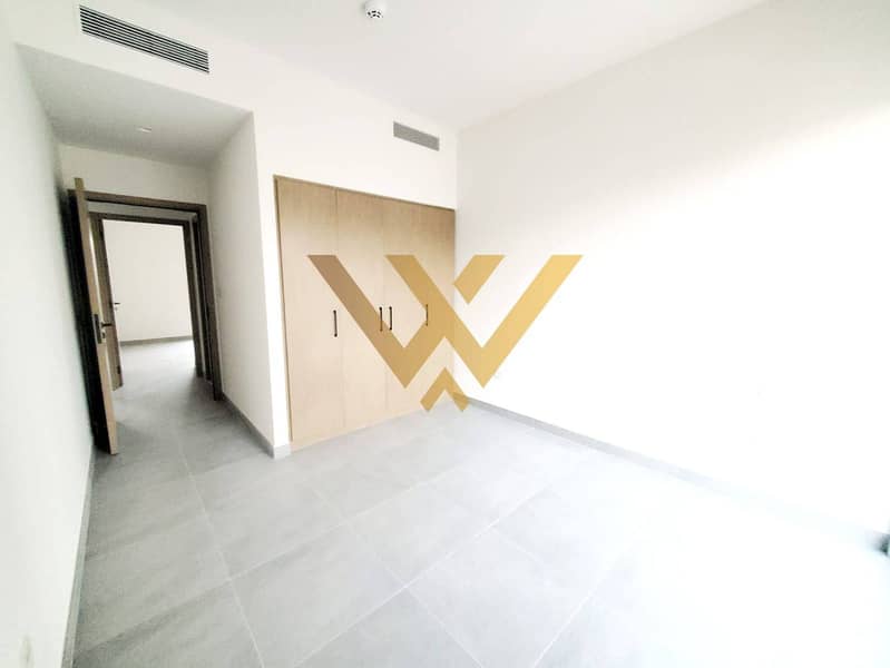 Amazing Location | Near to Amenities | Single Row - Image 8