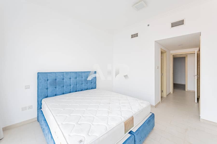 Rare Opportunity | High Floor | Vacant Now - Image 19