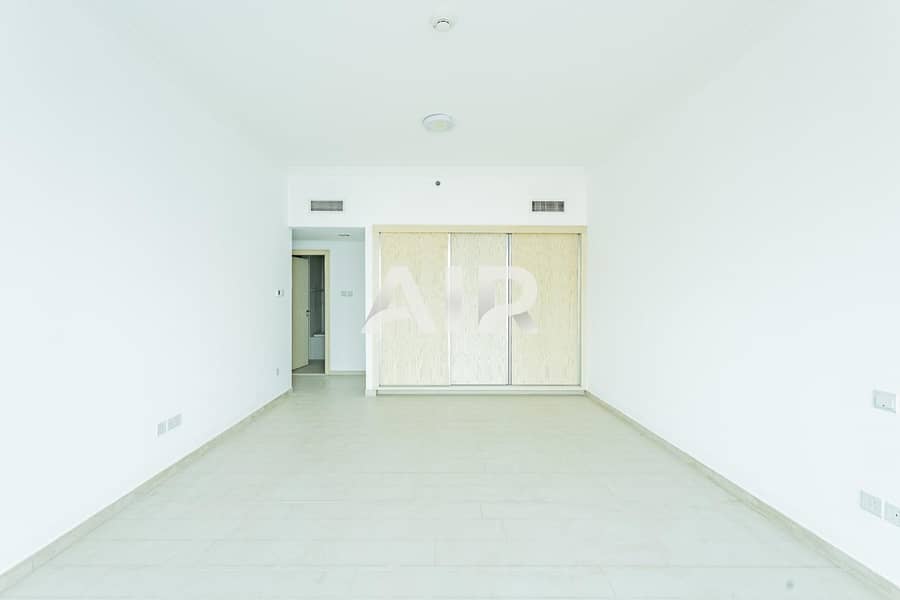 Rare Opportunity | High Floor | Vacant Now - Image 21