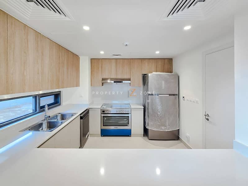 Prime Location | Ready to Move In | Brand New - Image 6