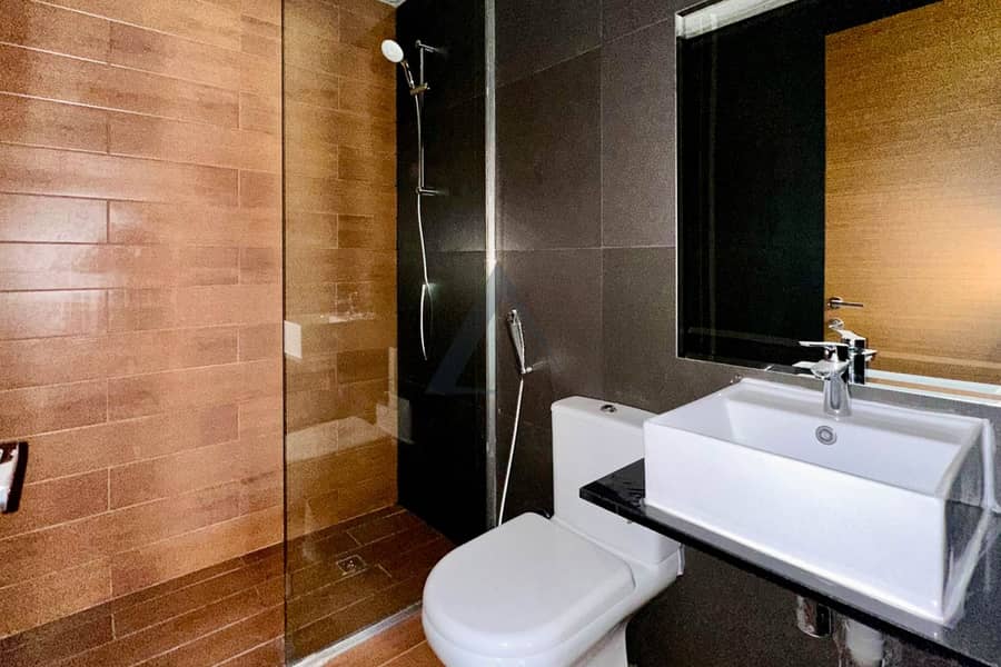 Modern 2BR | Fully Fitted Kitchen | Wooden Flooring - Image 13