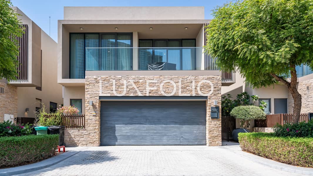 Vacant | Luxury Furniture Included | Private Pool