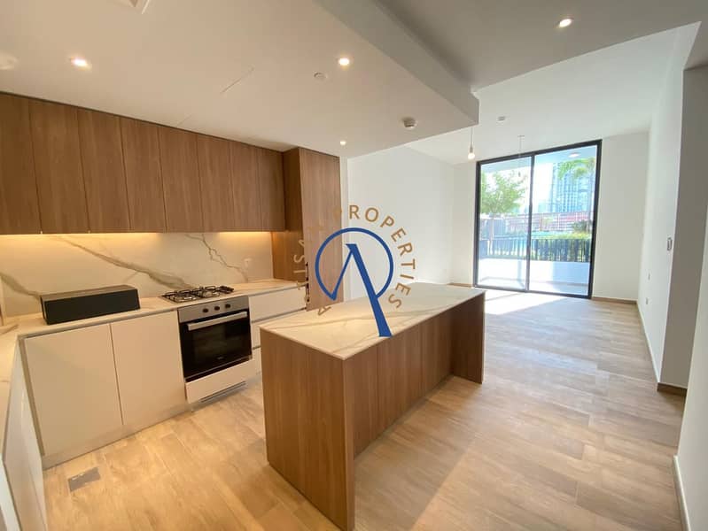 SPACIOUS 2BHK | FITTED KITCHEN | PRIME LOCATION