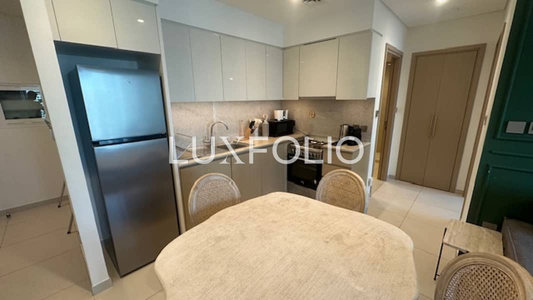 Modern | Fully furnished | Downtown Living - Image 6