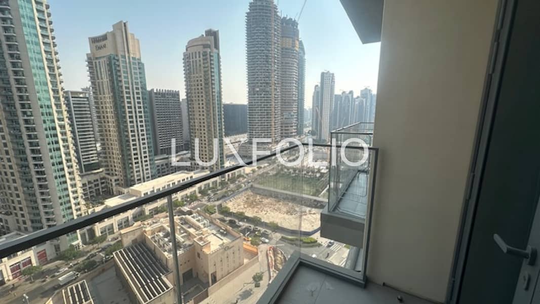 Modern | Fully furnished | Downtown Living - Image 9