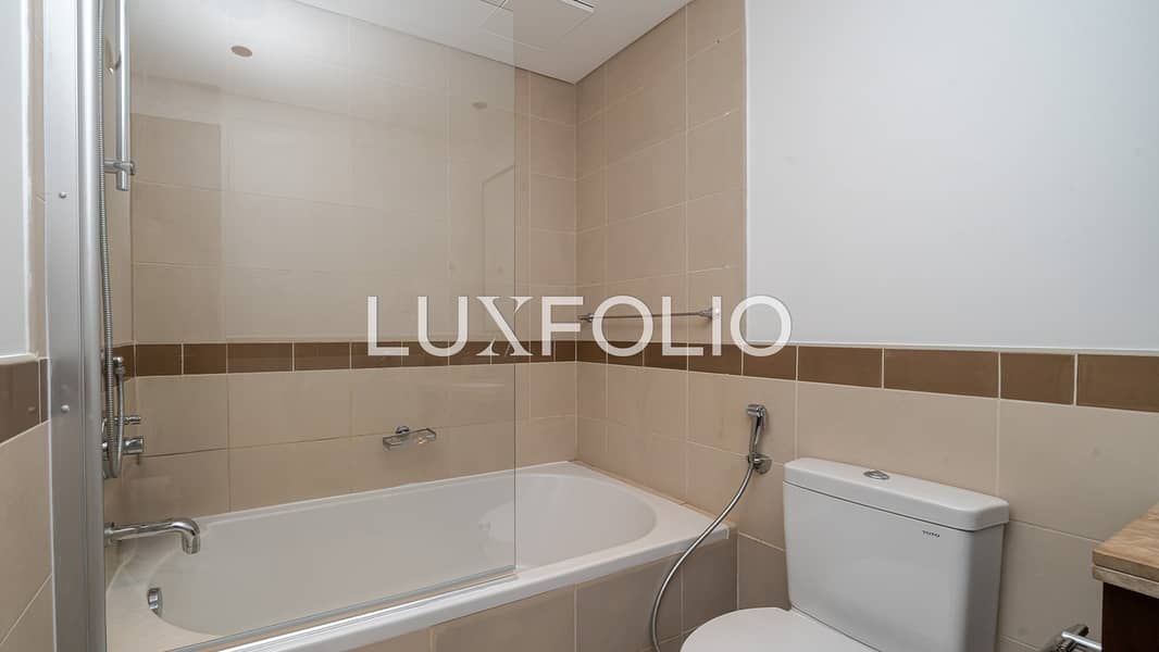 Rented | Boulevard view | Bright Unit - Image 13