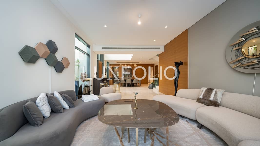 Vacant | Luxury Furniture Included | Private Pool