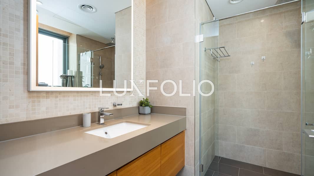 Vacant | Luxury Furniture Included | Private Pool - Image 26