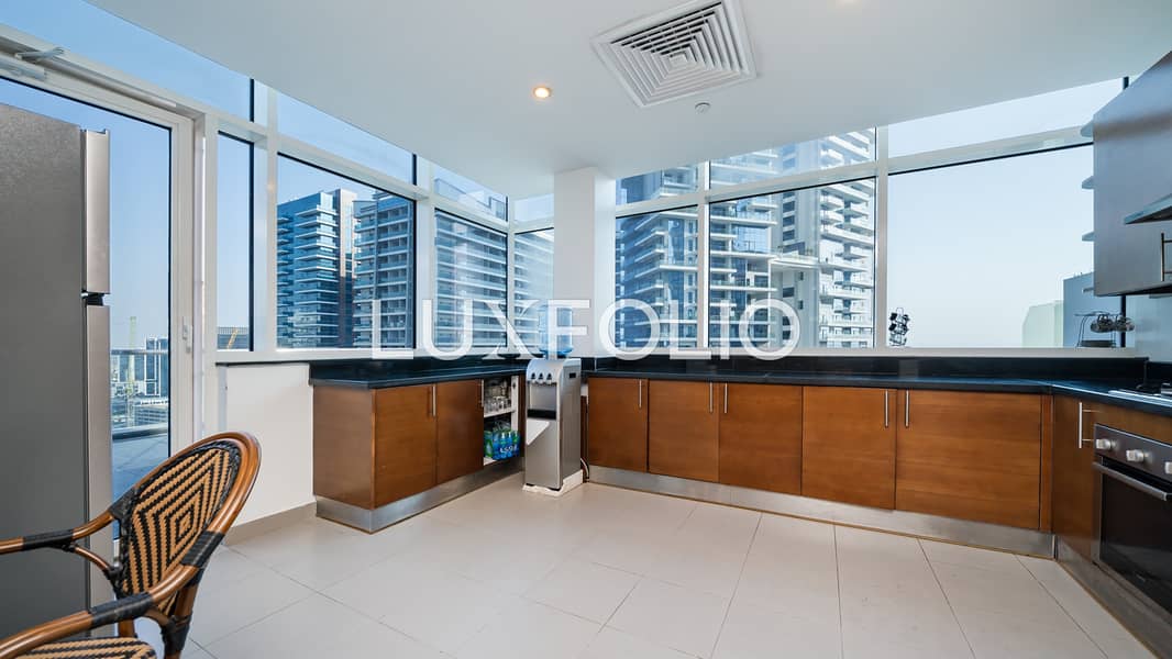 Sophisticated | Urban | Retreat - Image 21