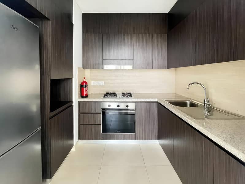 High Floor | Unfurnished | Access to Dubai Mall