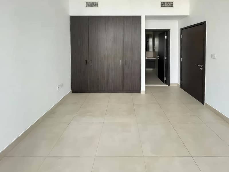 High Floor | Unfurnished | Access to Dubai Mall - Image 6