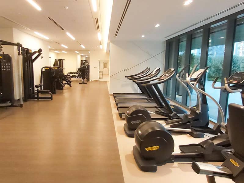 High Floor | Unfurnished | Access to Dubai Mall - Image 9