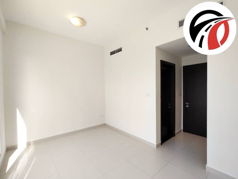 Spacious 2 bhk apartment with big balcony higher floor/ direct sunlight/ arjan - Image 11