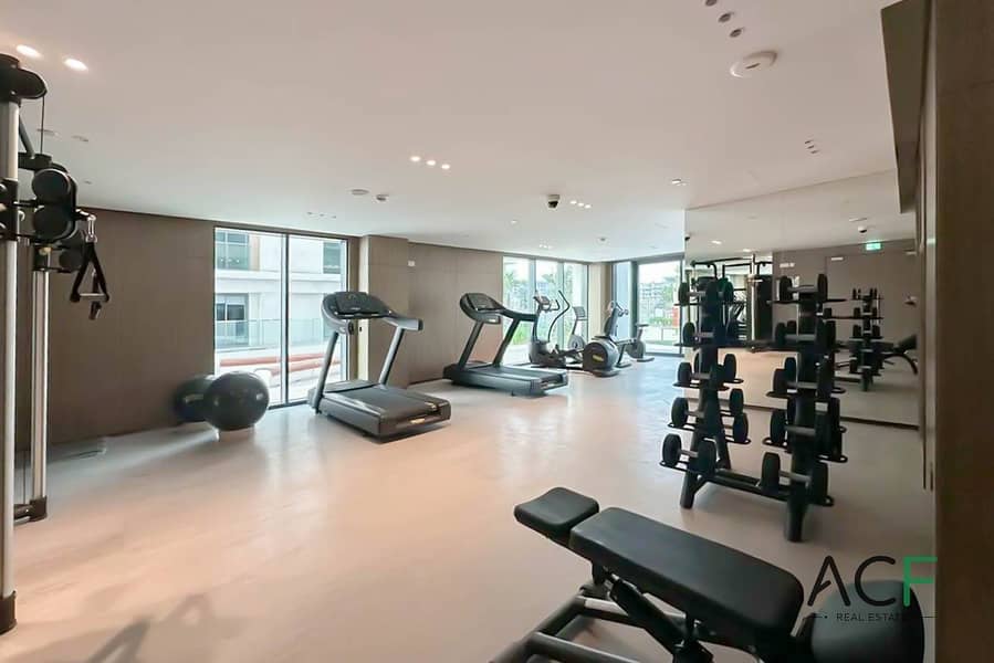 Big Layout | Brand New | Exceptional Location - Image 8