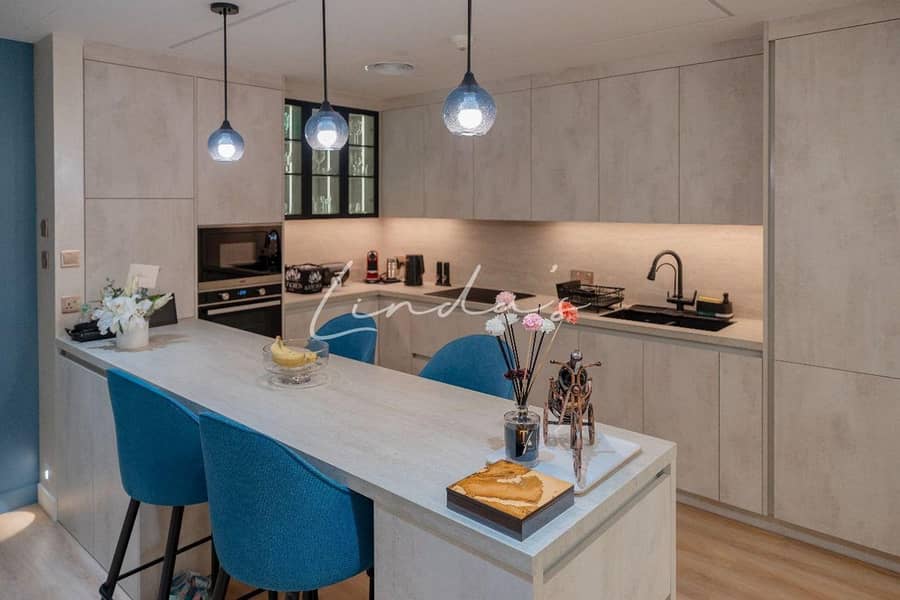 Fully Upgraded I Fully Furnished I Spacious