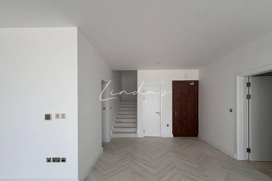 Beachfront| Burj Al Arab and Khalifa ViewI Rooftop - Image 7