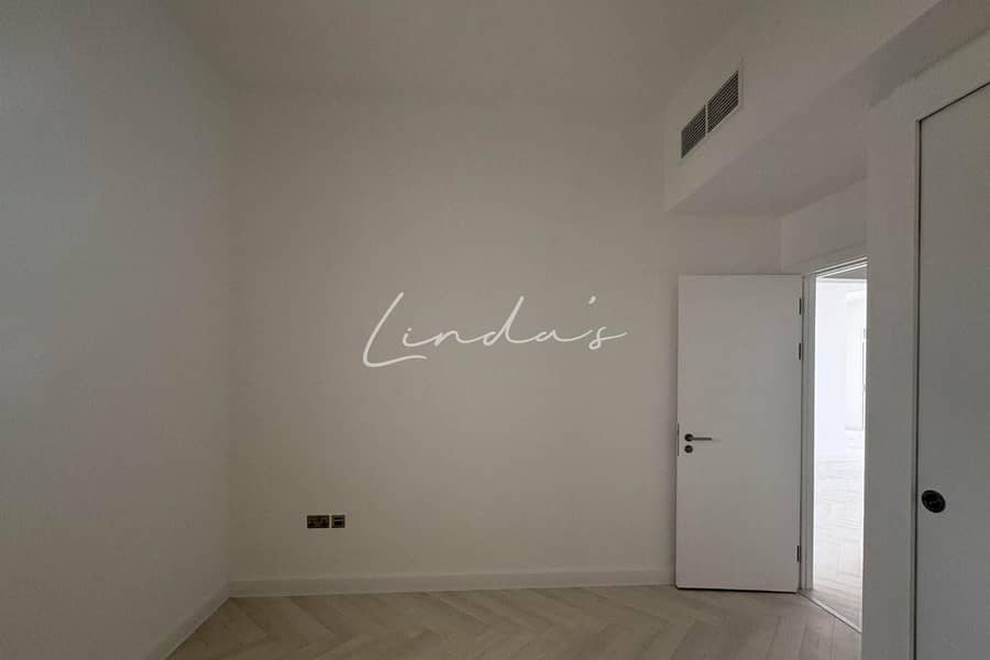 Beachfront| Burj Al Arab and Khalifa ViewI Rooftop - Image 13