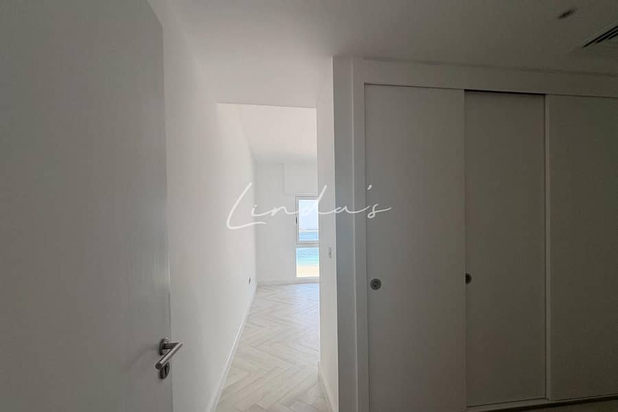 Beachfront| Burj Al Arab and Khalifa ViewI Rooftop - Image 24