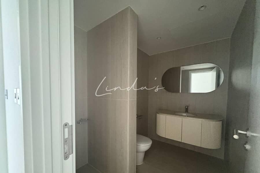 Beachfront| Burj Al Arab and Khalifa ViewI Rooftop - Image 28