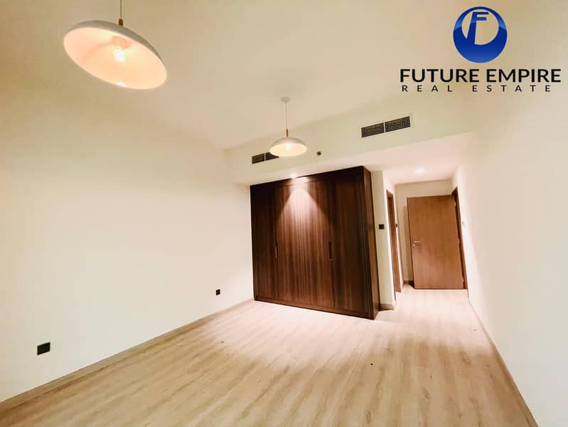 Modern 2BHK | Kitchen Appliances | Ready to Book