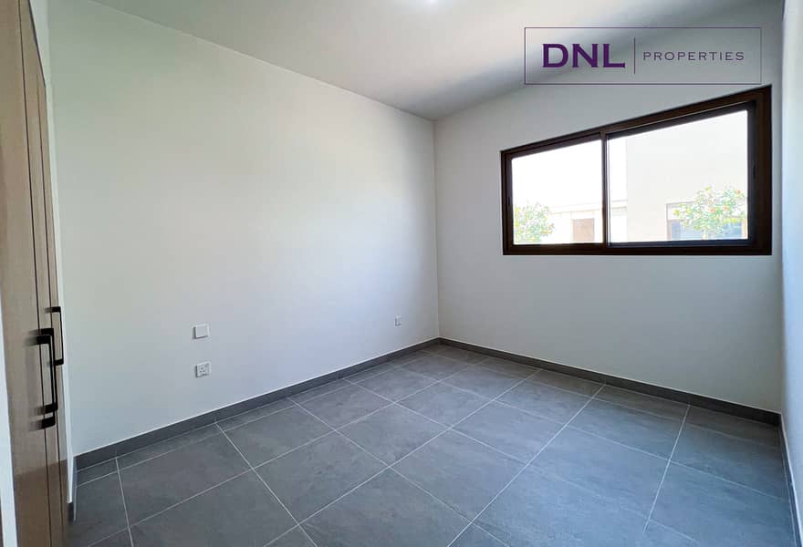 Exclusive | On The Park | Single Row