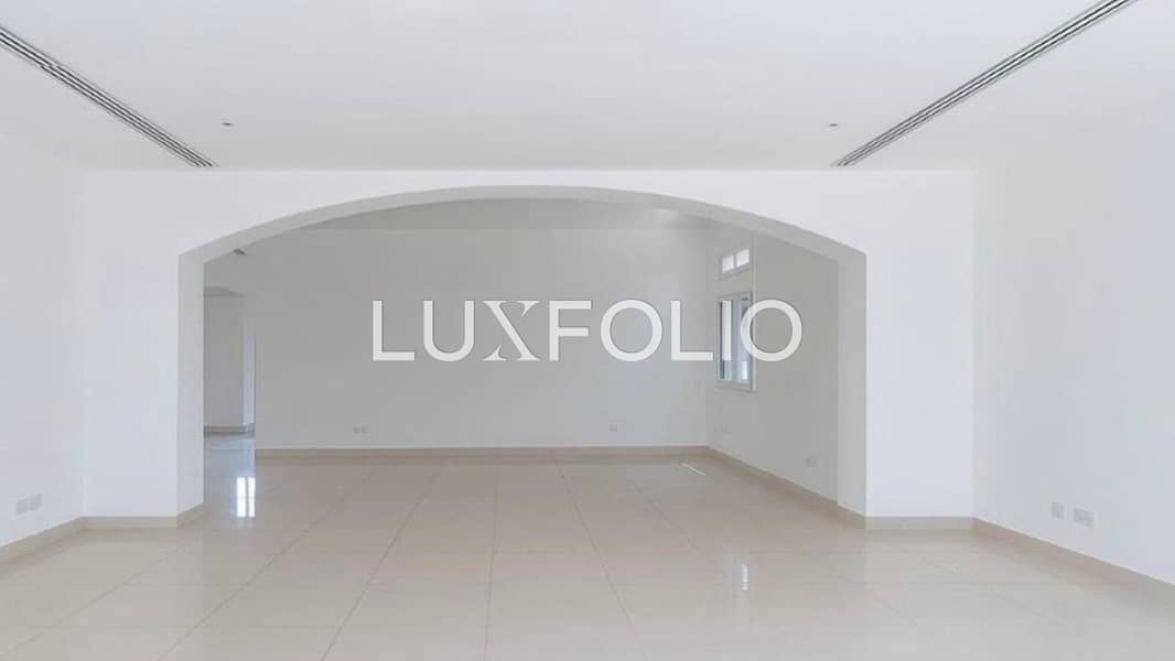 Large Entrance | Open Plan | Private Pool