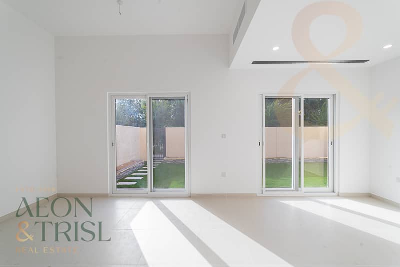 4 Bedroom Corner Unit | Park-Facing | Vacant