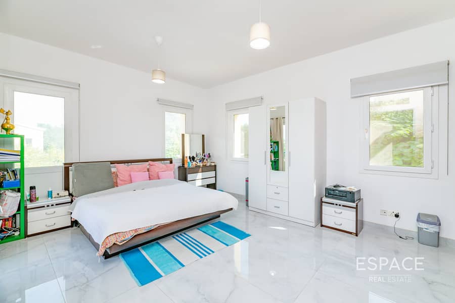 Renovated | Exclusive | Extended - Image 11