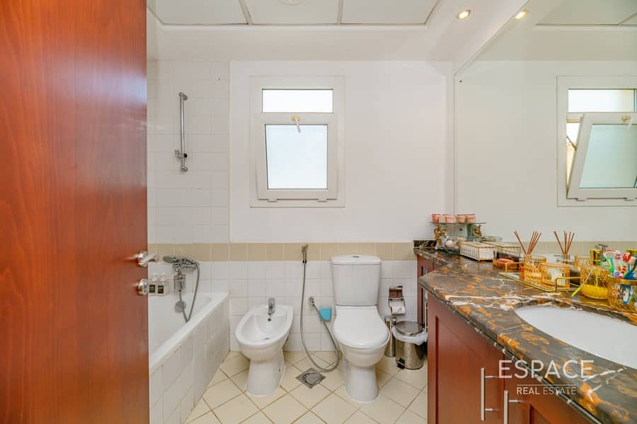 Renovated | Exclusive | Extended - Image 14
