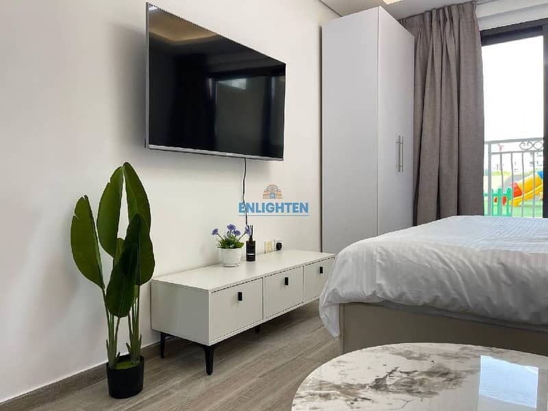 Furnished|Pool View|Ready to Move in - Image 12