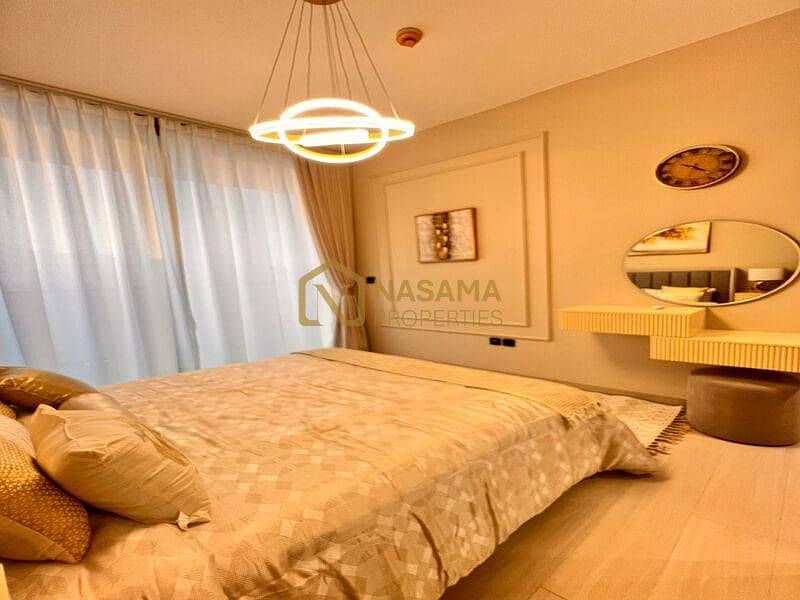 Pool view| High floor| Prime Location - Image 6