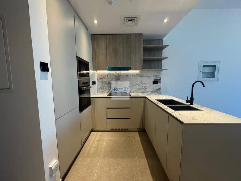 FITTED KITCHEN | NEAR MALL | SEPRATE LAUNDRY