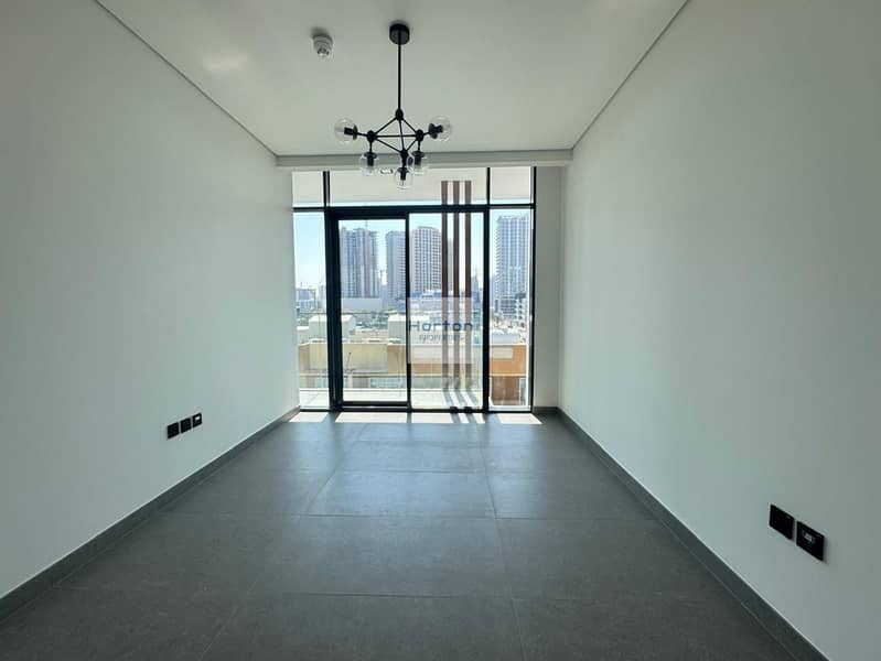 FITTED KITCHEN | NEAR MALL | SEPRATE LAUNDRY