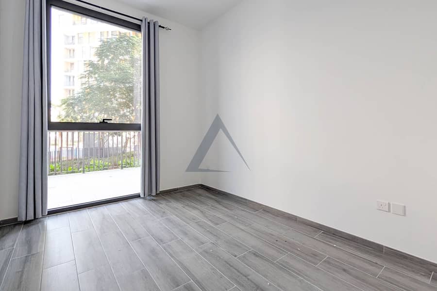 Fully Furnished 2 BR | Balcony| Prime Location - Image 8