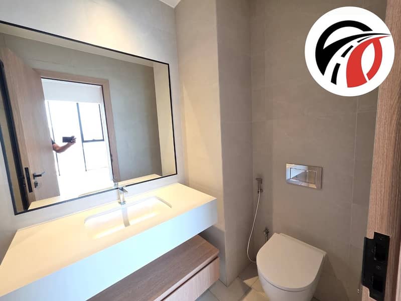 Brand new 3bhk+ maidroom apartment with fully fitted kitchen appliances in Arjan - Image 6