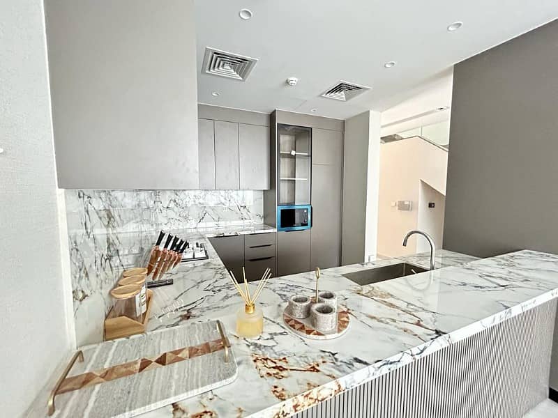 luxurious 4 Bedroom on Rent | Spacious Layout | Vacant and Ready to Move in | Fully Furnished