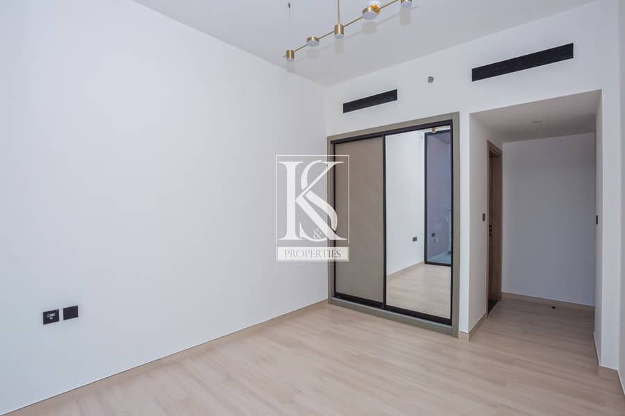 Prime Location | Pool View | Peaceful Community - Image 9