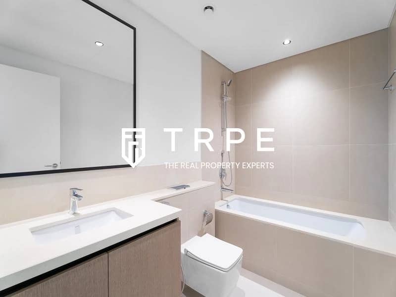 Brand New | Burj and Fountain Views | Exclusive - Image 7