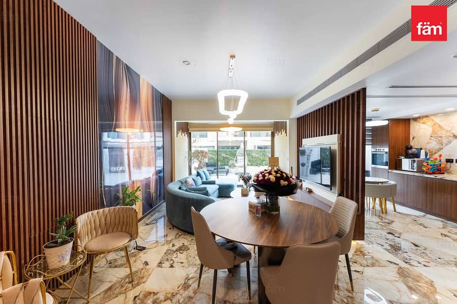 Upgraded | Fully Furnished | Vacant On Transfer