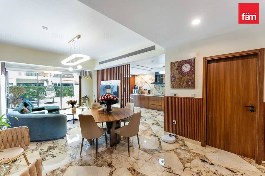 Upgraded | Fully Furnished | Vacant On Transfer