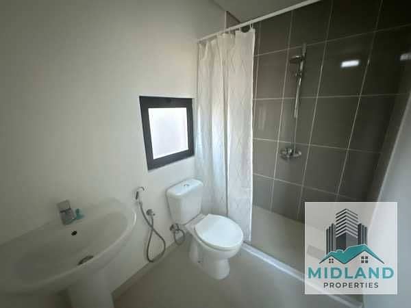 Dream Villa for Rent | 3 Bed + Maid | Park-Facing Corner in Damac Hills - Image 17