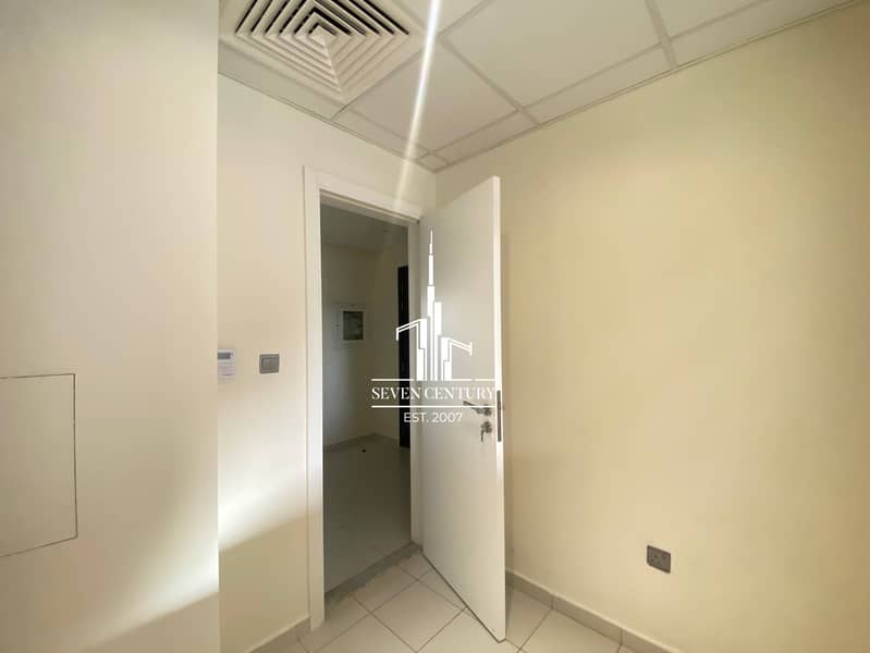 Single Row | End corner | Big Plot