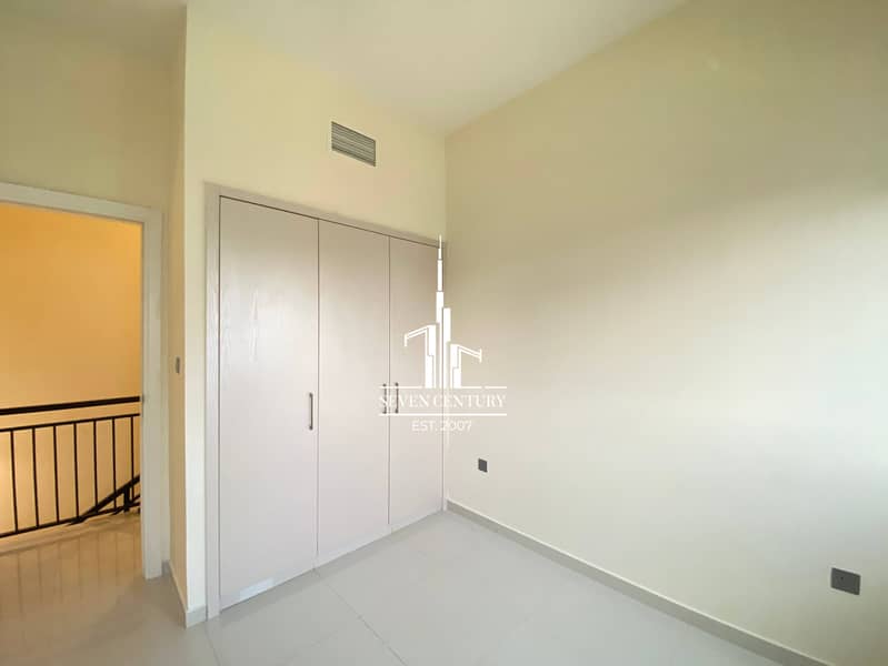 Single Row | End corner | Big Plot