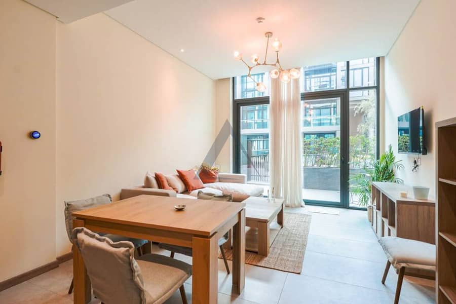 High End Furnished 1bhk :Pool View : Vacant