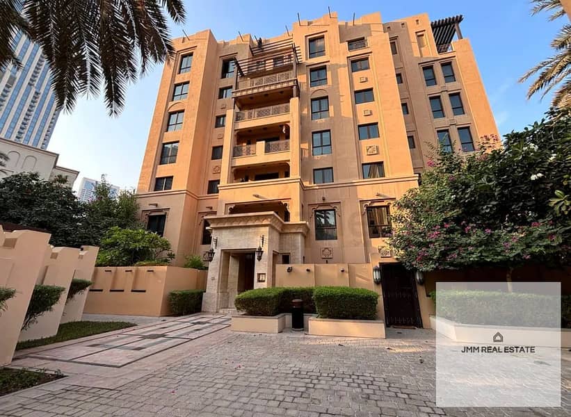 BOULEVARD VIEW | SPACIOUS | VACANT